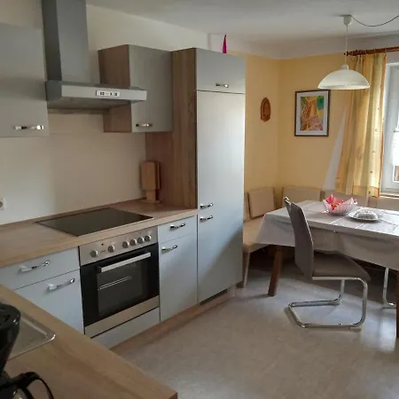 Schreieck Maria Lejlighed Höfen